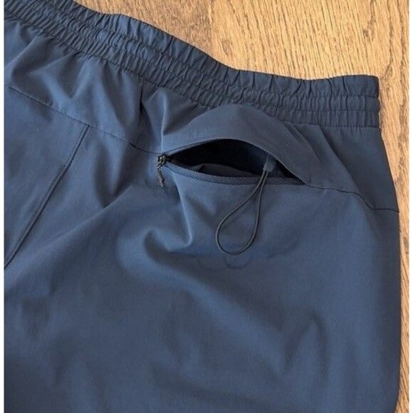 Lululemon Channel Cross Short 7" Swim Trunks Men’s Sz XL True Navy Drawstring - Picture 8 of 11